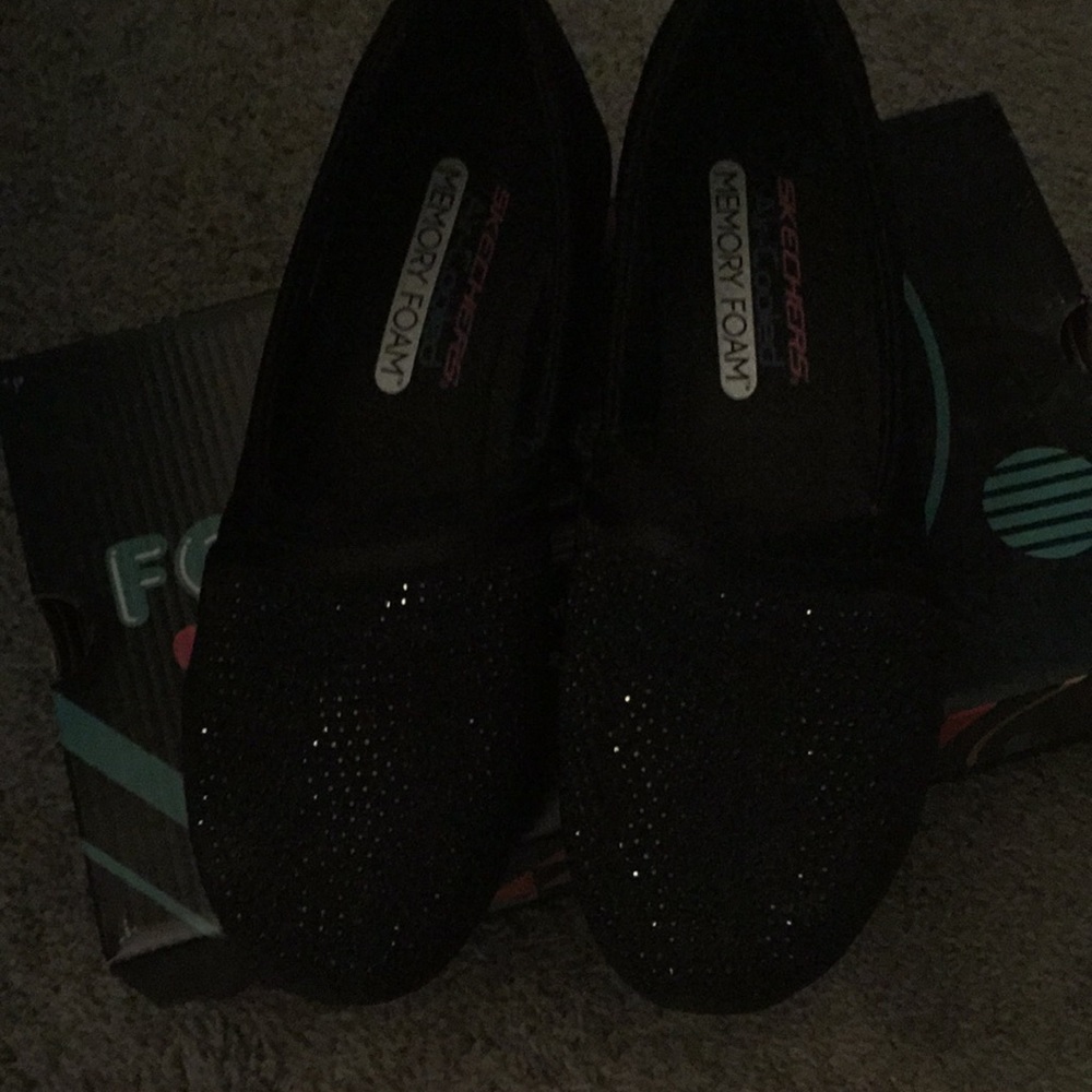 Sketchers black sparkle